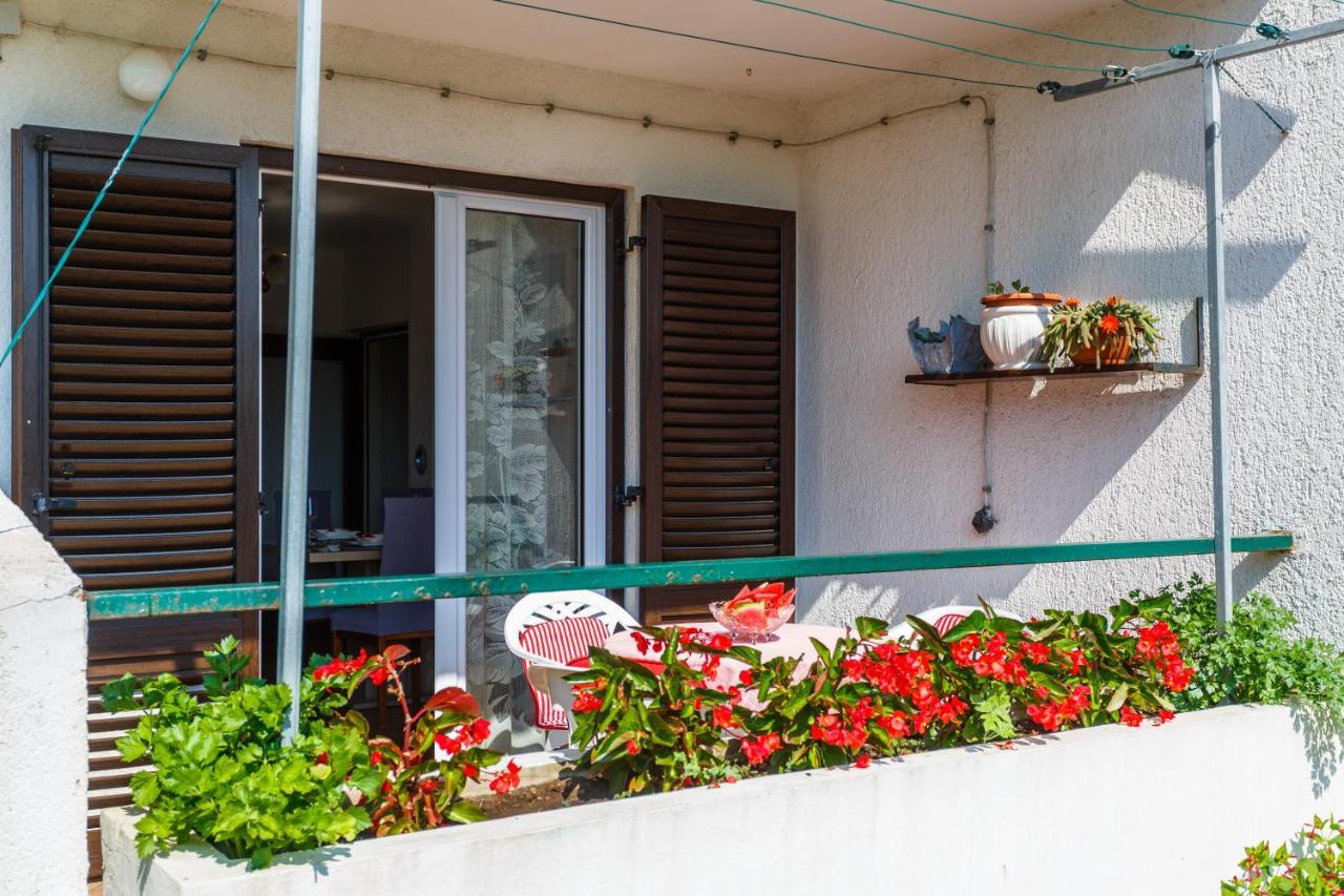 Apartment Dragica Krk Town Buitenkant foto